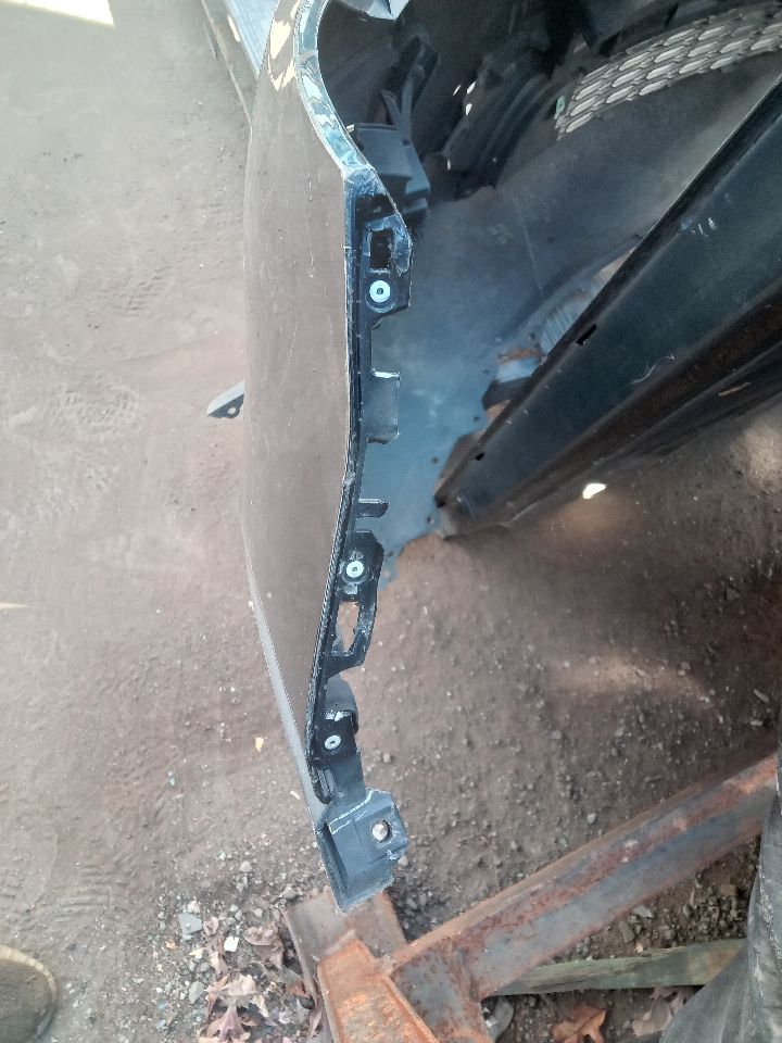 2014 KIA SORENTO 4cyl Gasoline 2.4 BUMPER ASSY, FRONT - 242498 — photo 2