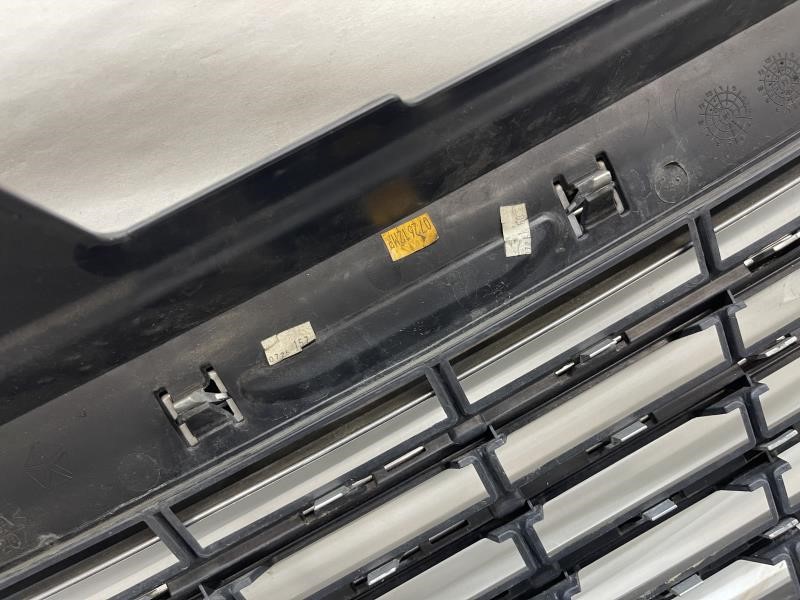 2012 CHRYSLER 200 GRILLE - 2426 — photo 5