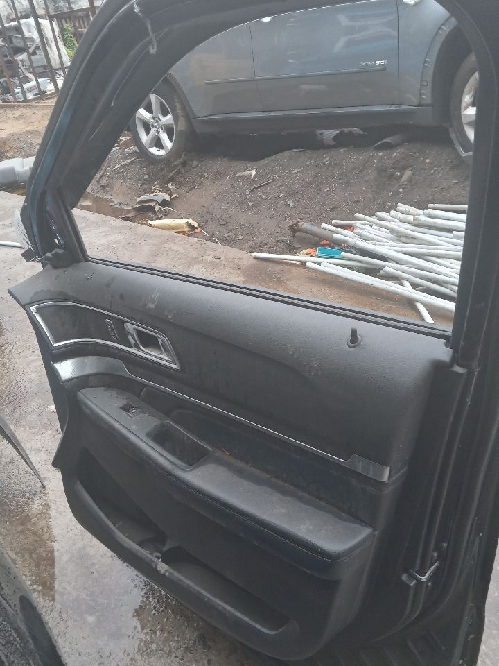 2019 FORD EXPLORER 3.5L 6cyl Turbo Gasoline Right DOOR ASSEMBLY, FR - 243181