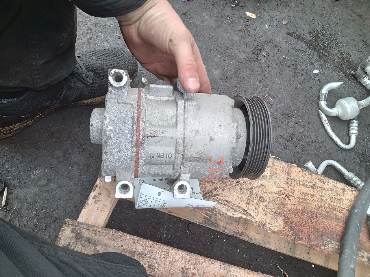 2016 KIA OPTIMA 4cyl Gasoline 2.4 AC COMPRESSOR - 243371 — photo 4