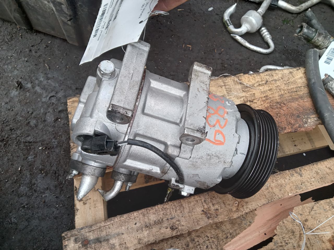 2011 HYUNDAI SONATA 4cyl Gasoline 2.4 PZEV AC COMPRESSOR - 243372 — photo 1