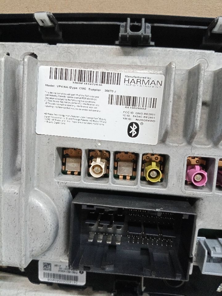 2015 CHRYSLER 200 6 cyl Gas Flex Fuel 3.6 Radio Audio - 243619 — photo 3