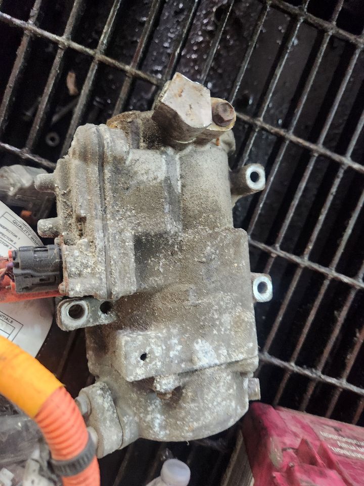 2013 LEXUS ES300H 4cyl Electric 2.5 AC COMPRESSOR - 243622