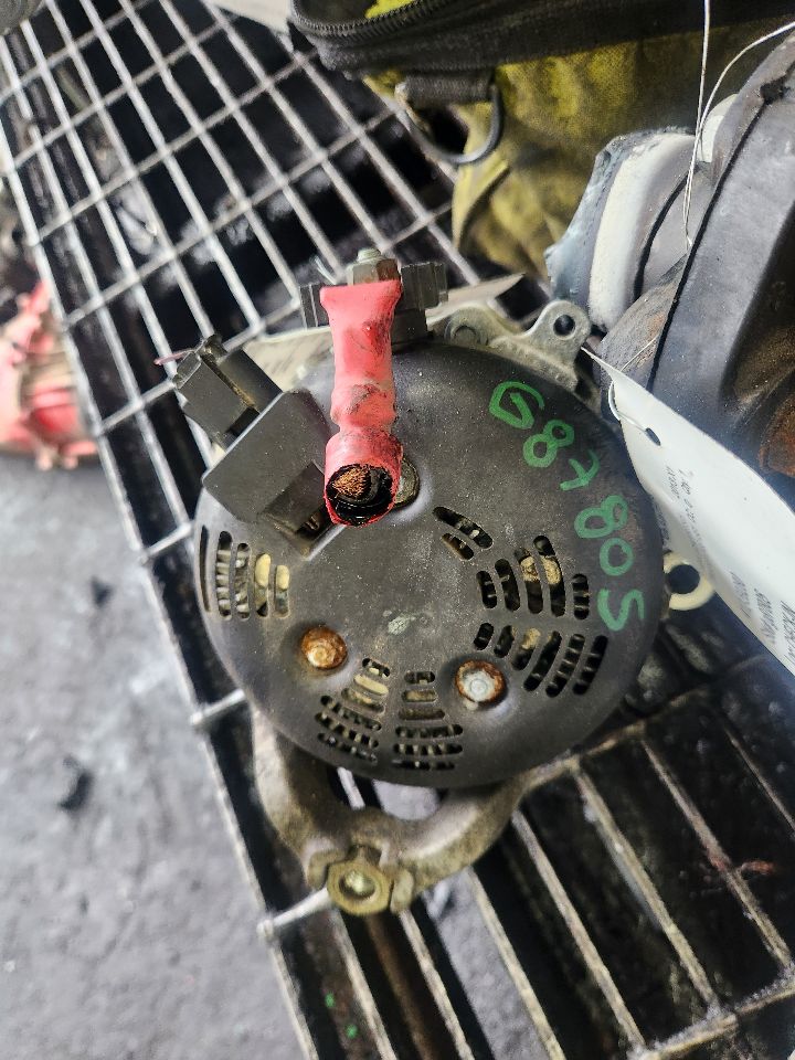 2013 BMW X1 4cyl Gasoline Turbo 2.0 ALTERNATOR - 244045 — photo 1