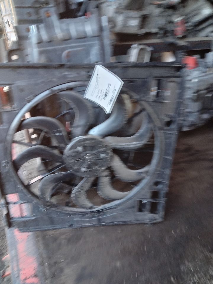 2022 BMW X3 2.0L 4cyl Turbo Gasoline RAD COND FAN MOTOR - 244211 — photo 1