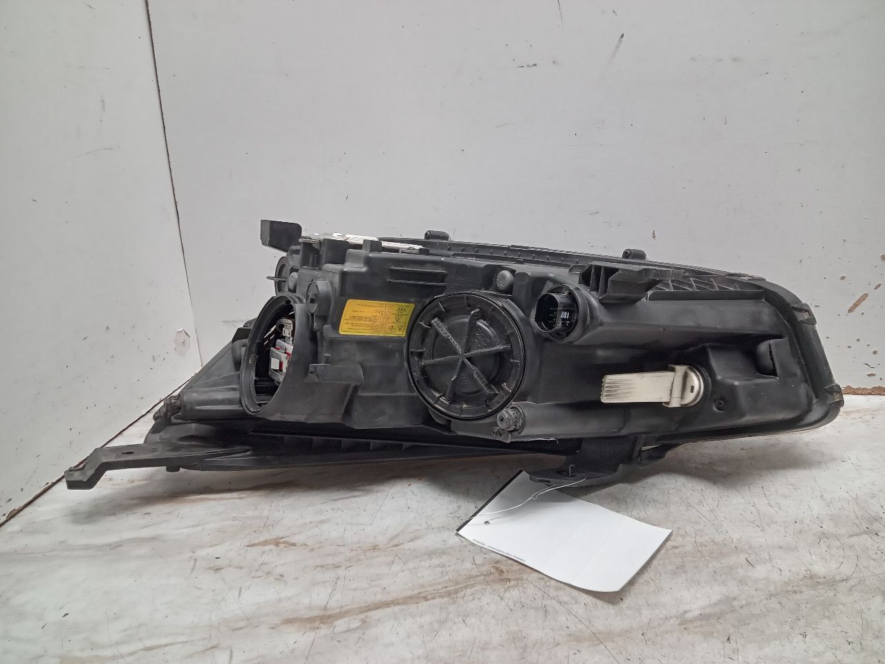 2014 KIA CADENZA 6cyl Gasoline 3.3 Right HEADLAMP ASSEMBLY - 244743 — photo 5