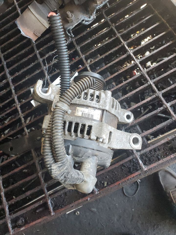 2015 CHEVROLET CAMARO 6cyl Gasoline 3.6 ALTERNATOR - 245382