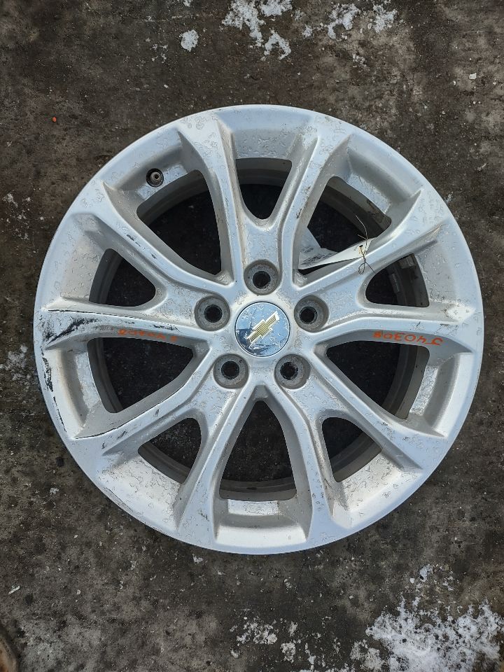 2020 CHEVROLET EQUINOX 1.5L 4cyl Turbo Gasoline WHEEL - 245440 — photo 1