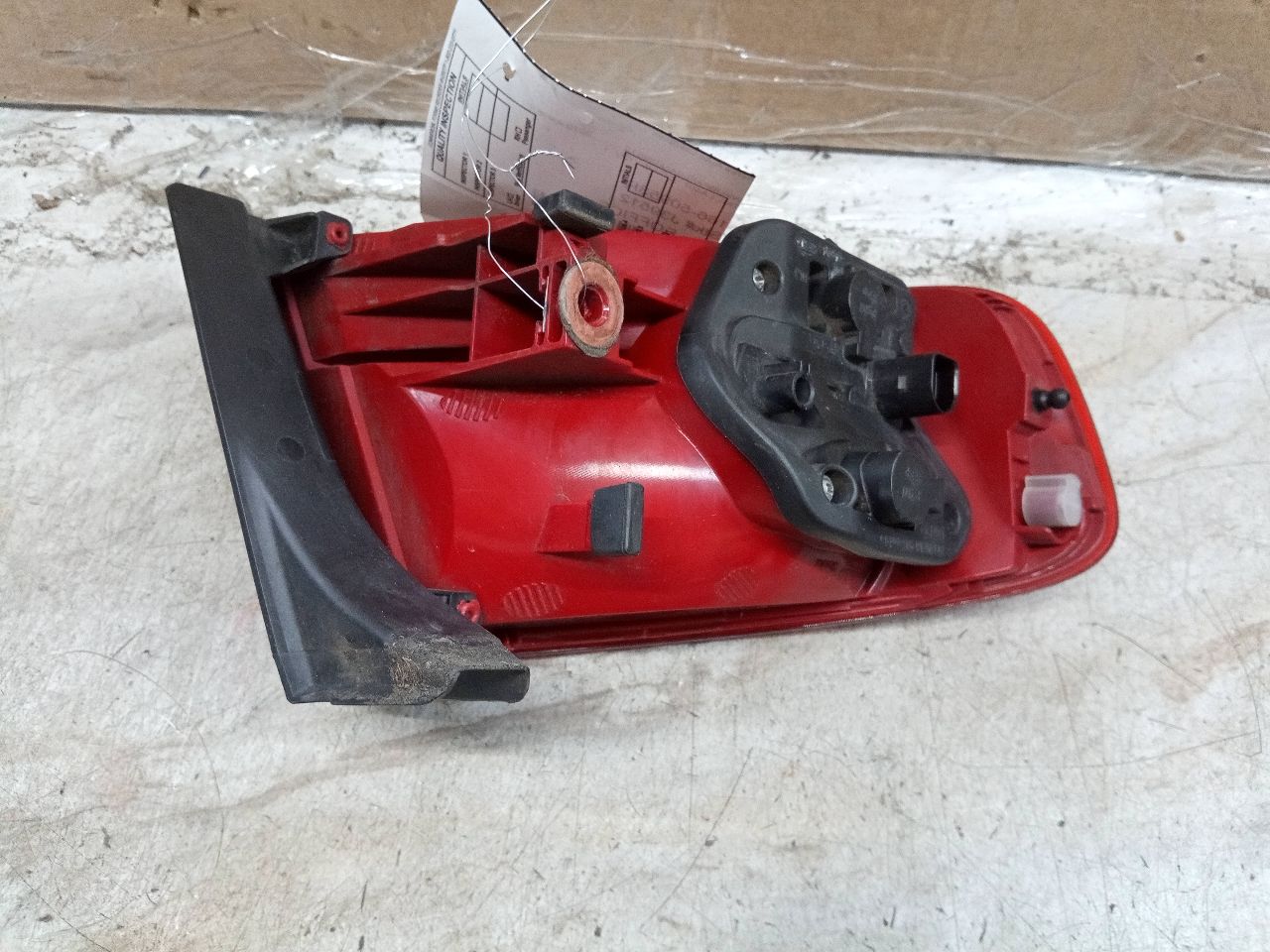 2010 AUDI A4 4cyl Gasoline Turbo 2.0 Right TAIL LAMP - 245806 — photo 3