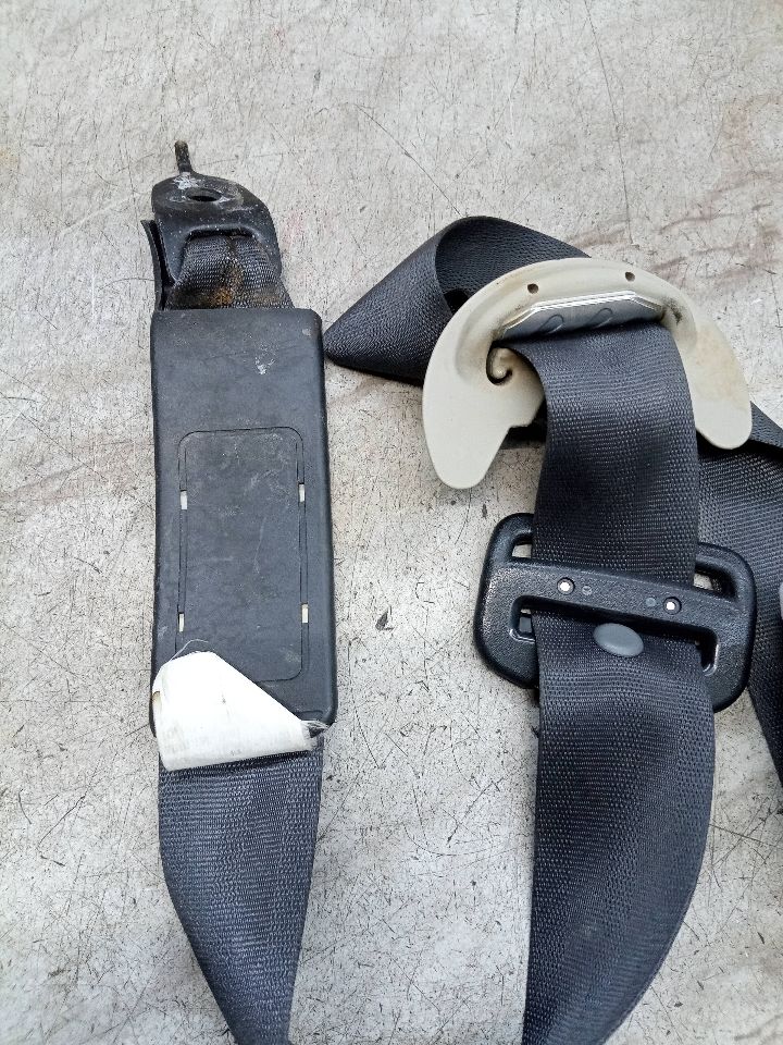 2008 HONDA CIVIC 4cyl Electric 1.3 Seat Belt, Front - 245852 — photo 2