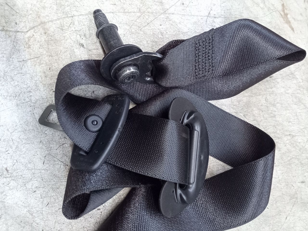 2022 MINI COOPER COOPER L cyl Seat Belt, Front - 245974 — photo 2