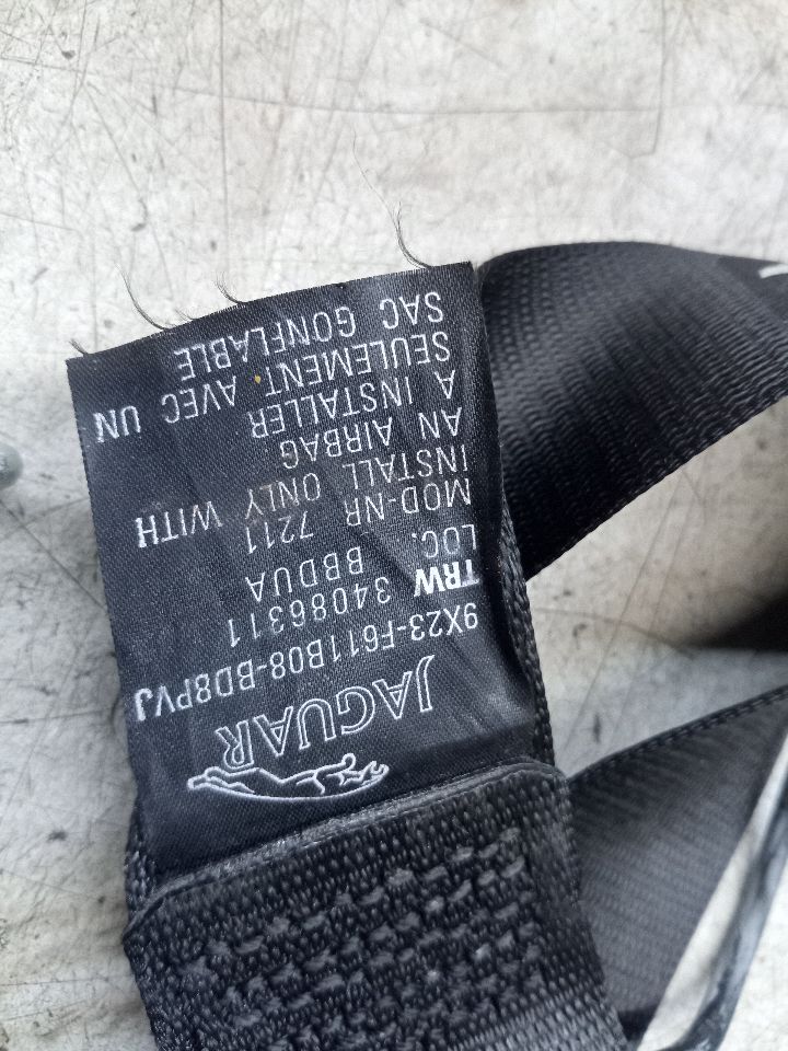 2013 JAGUAR XF 4cyl Gasoline Turbo 2.0 Seat Belt, Front - 246268 — photo 3