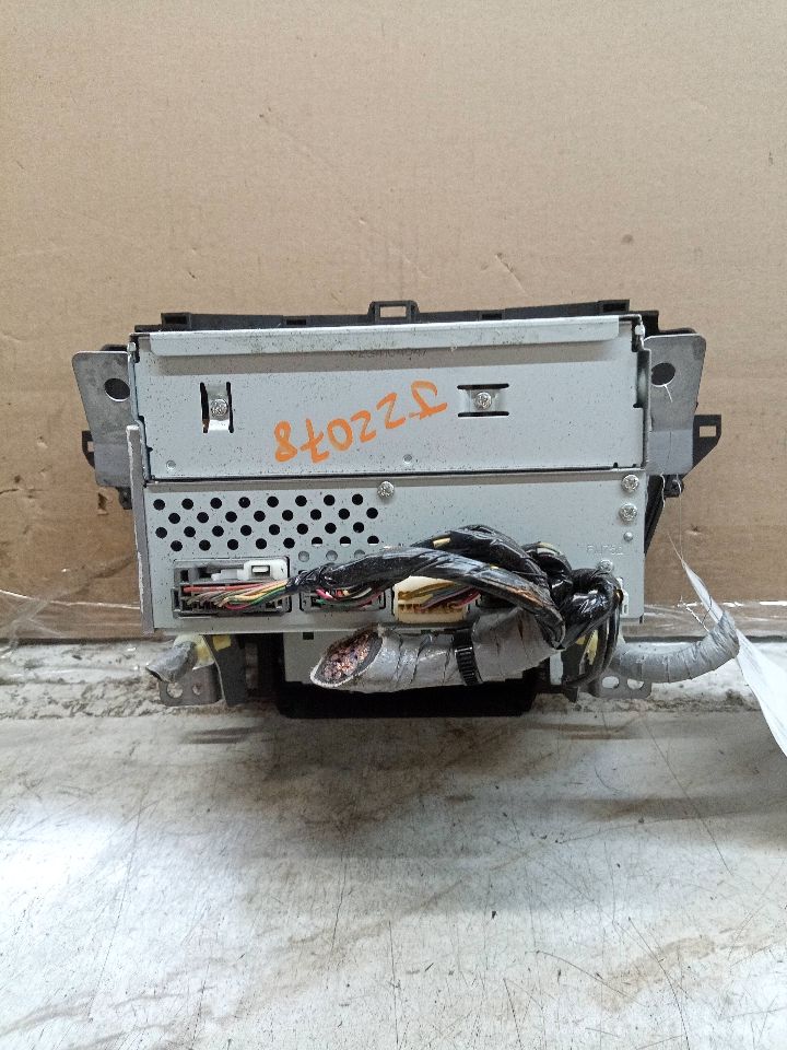 2009 ACURA TL 3.5L 6cyl Gasoline VVT Radio Audio - 246276 — photo 5