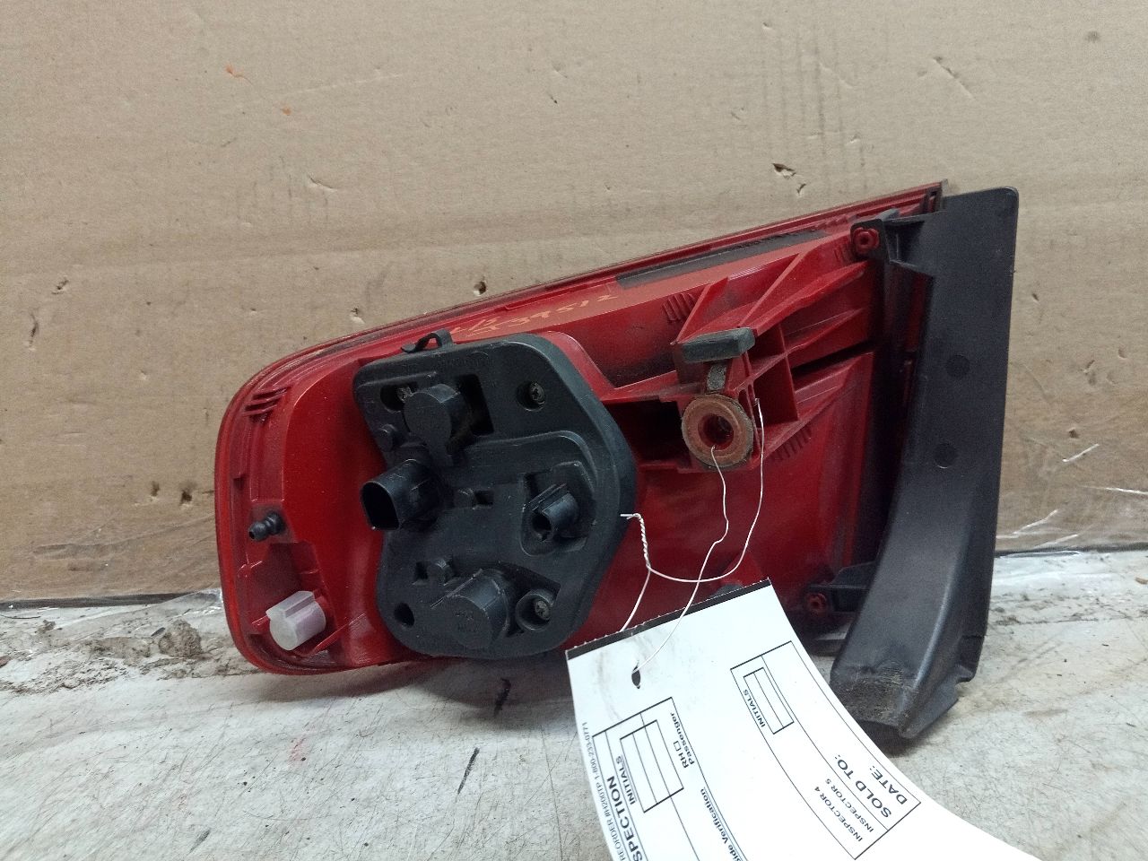 2010 AUDI A4 4cyl Gasoline Turbo 2.0 Left TAIL LAMP - 246360 — photo 3