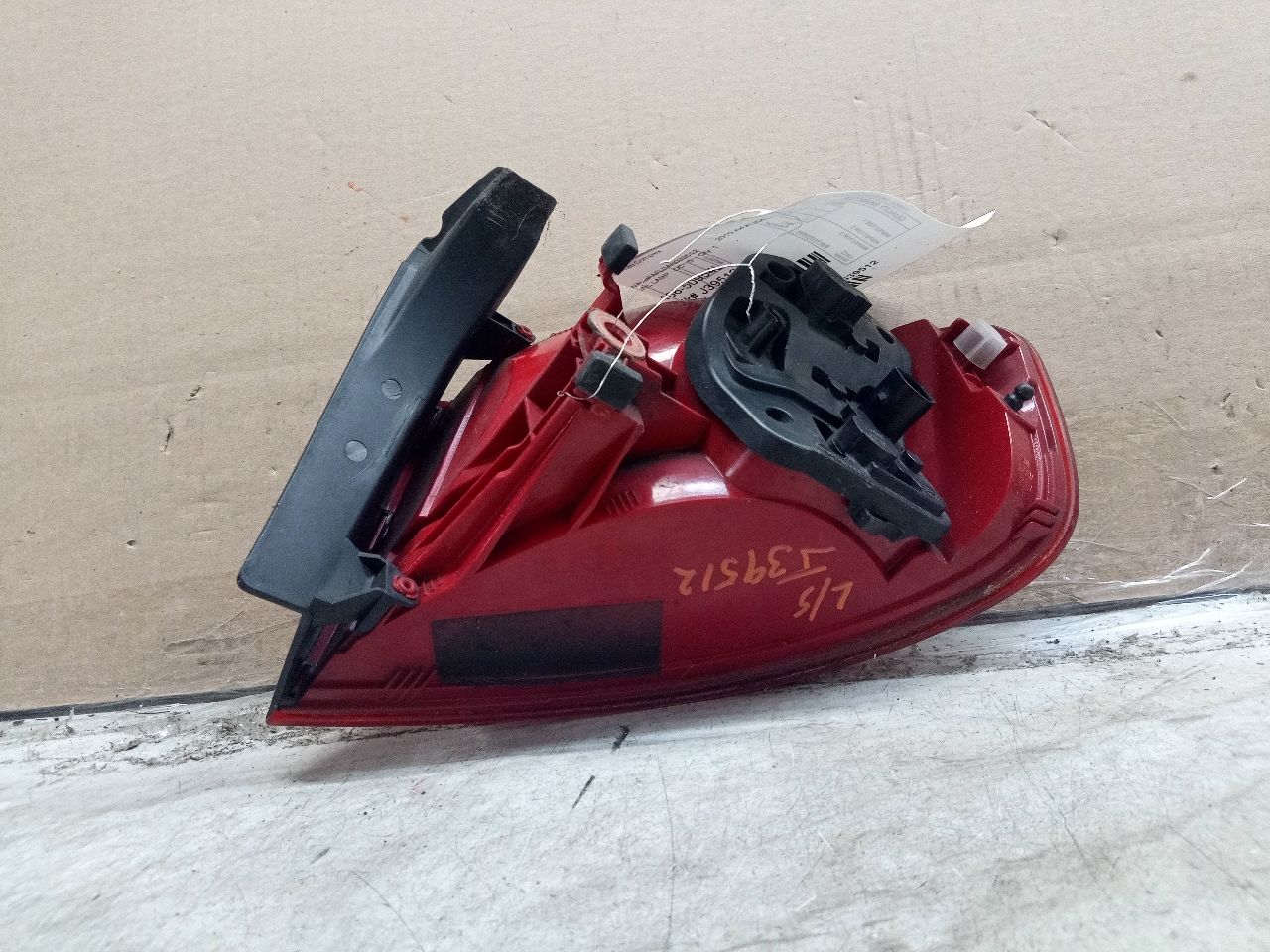 2010 AUDI A4 4cyl Gasoline Turbo 2.0 Left TAIL LAMP - 246360 — photo 5