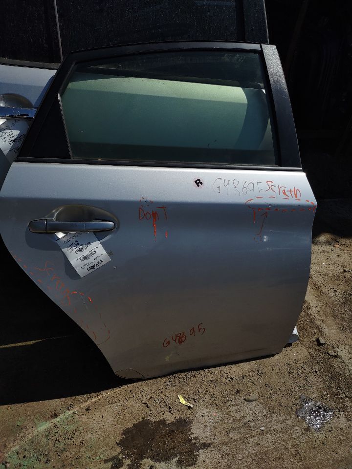2013 TOYOTA PRIUS Right Dr Assm, Rear Side - 247156 — photo 4