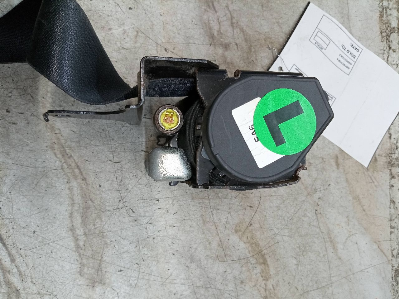 2011 NISSAN ROGUE 4cyl Gasoline 2.5 DOHC Seat Belt, Front - 247868 — photo 8