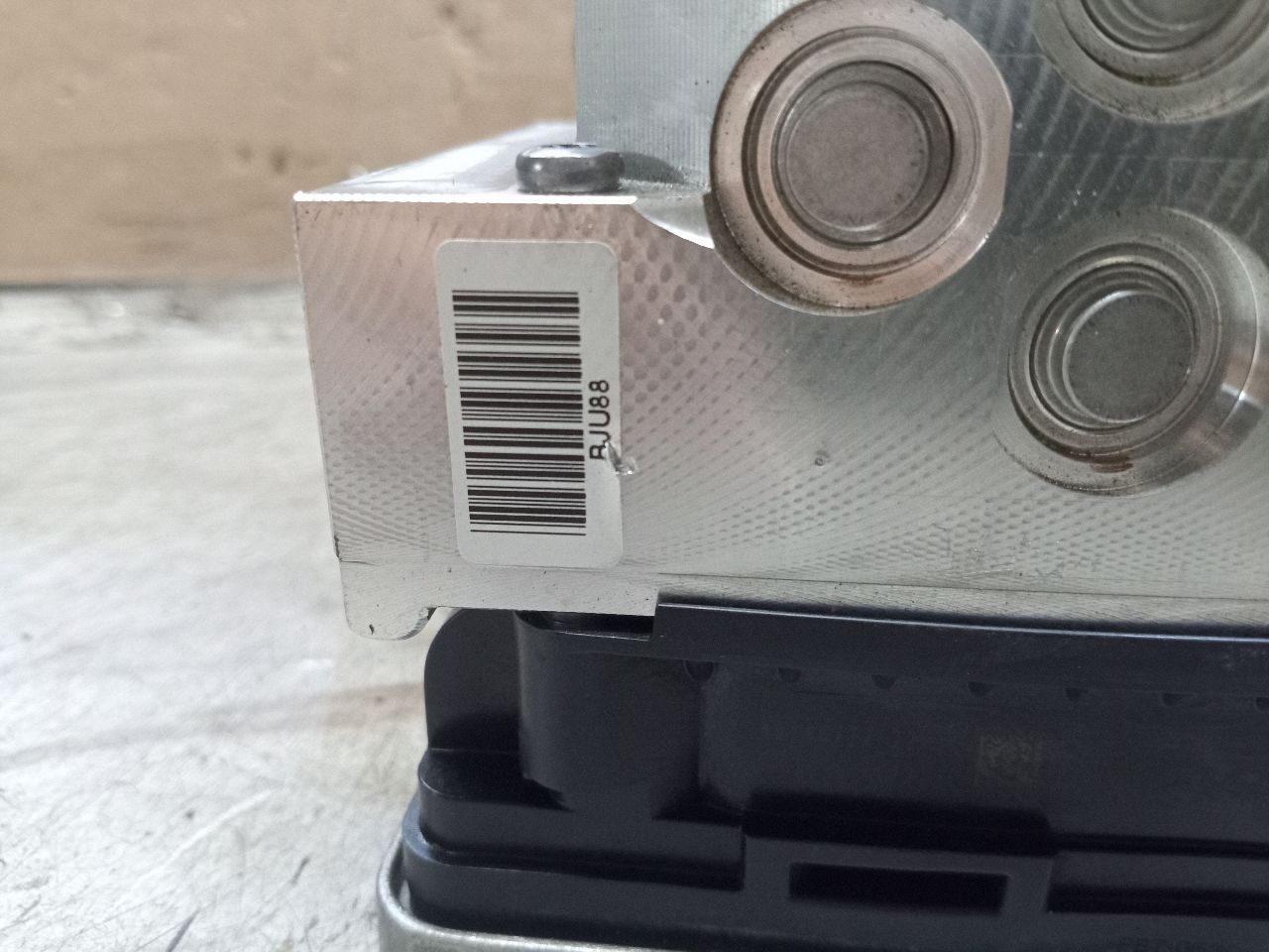 2022 BMW X3 2.0L 4cyl Turbo Gasoline Anti-lock Brake Pts - 247942 — photo 3
