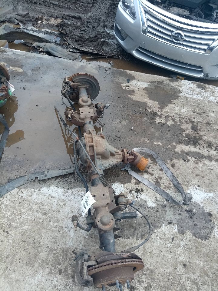 2014 DODGE 1500 PICKUP 8cyl Gasoline 5.7 HEMI AXLE ASSEMBLY, RR - 247992 — photo 1