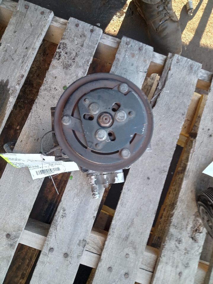 1999 JEEP CHEROKEE 6cyl Gasoline 4.0 AC COMPRESSOR - 248066 — photo 4