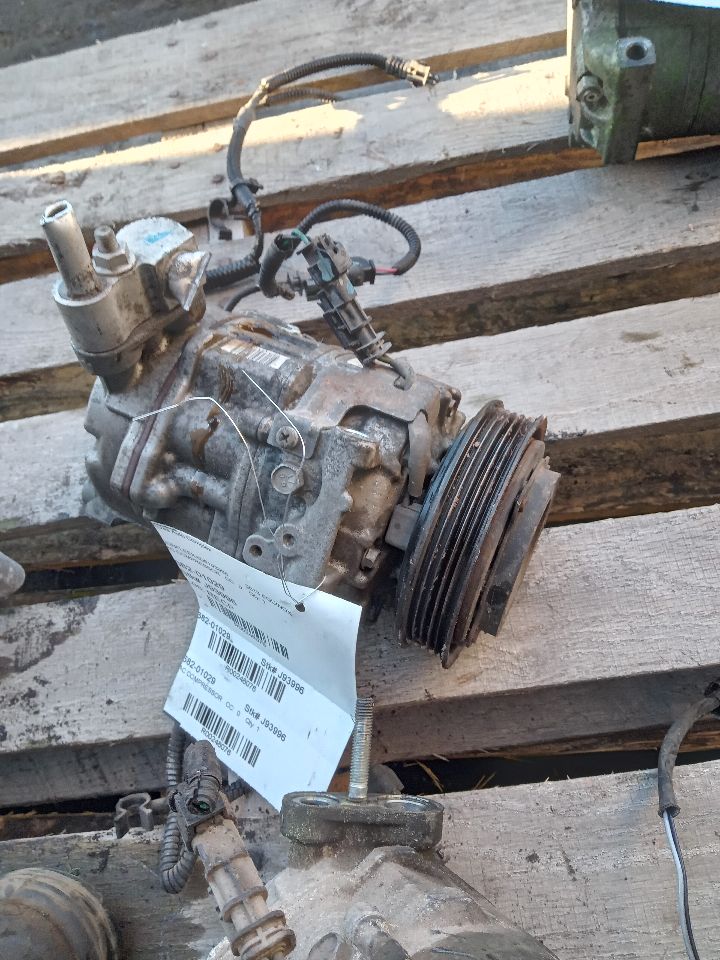 2013 CHEVROLET EQUINOX 6 cyl Gas Flex Fuel 3.6 AC COMPRESSOR - 248076 — photo 1