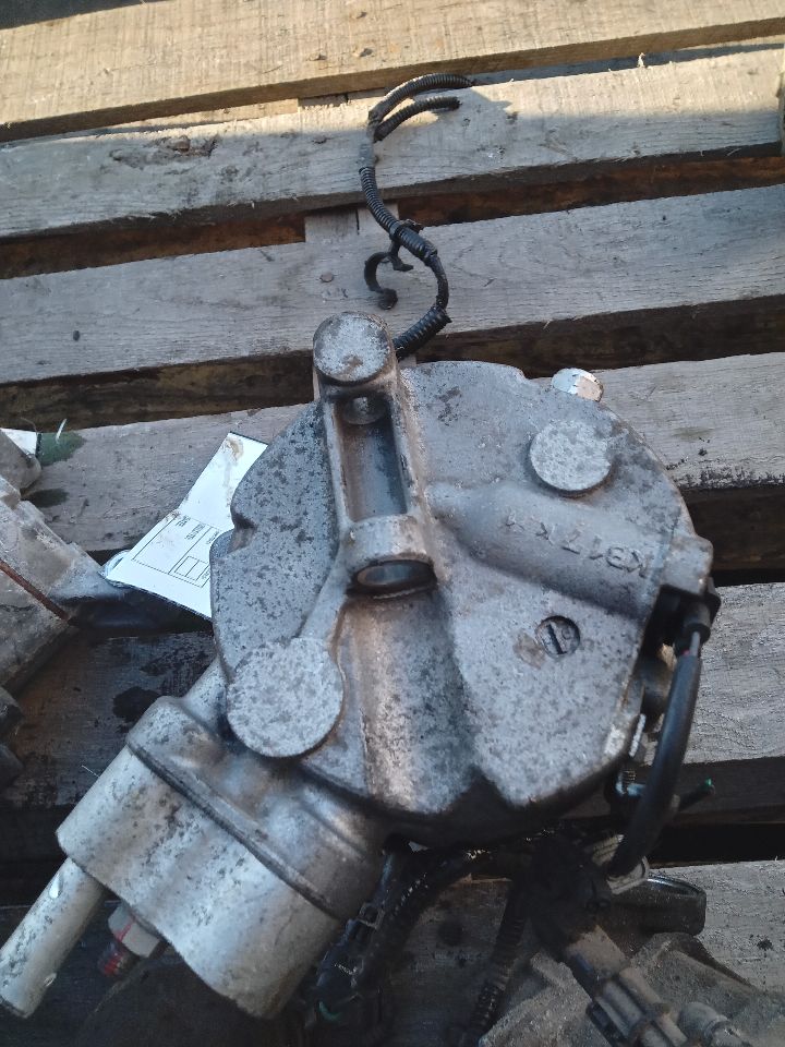 2013 CHEVROLET EQUINOX 6 cyl Gas Flex Fuel 3.6 AC COMPRESSOR - 248076 — photo 3