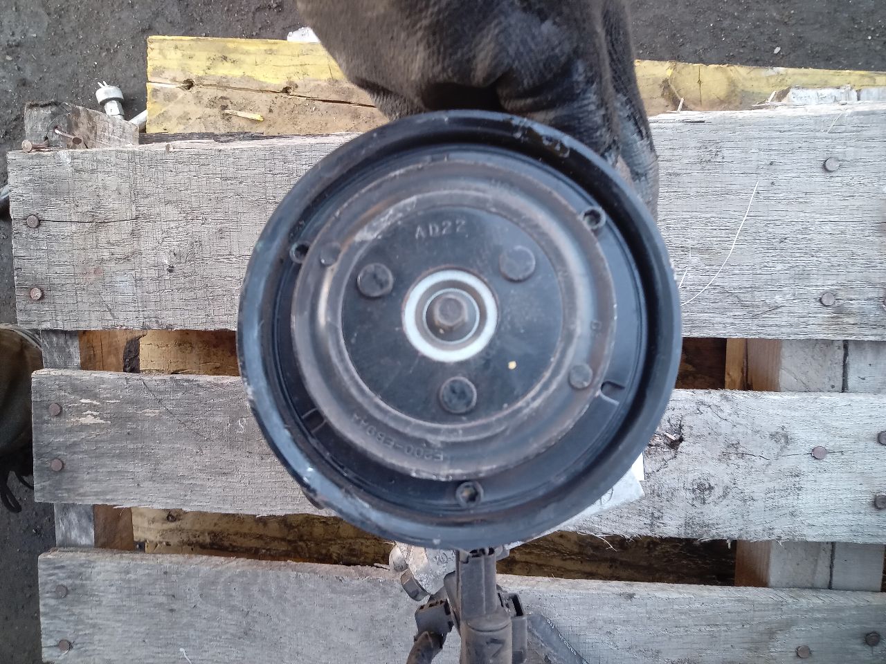 2015 HYUNDAI ELANTRA 4cyl Gasoline 1.8 AC COMPRESSOR - 248079 — photo 3