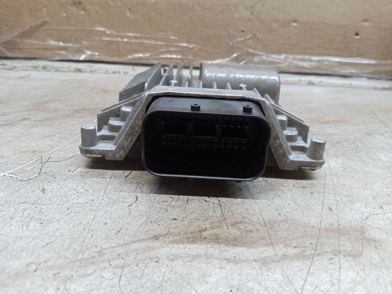 2015 HYUNDAI GENESIS 6cyl Gasoline 3.8 Eng/Motor Cont Mod - 248108 — photo 2
