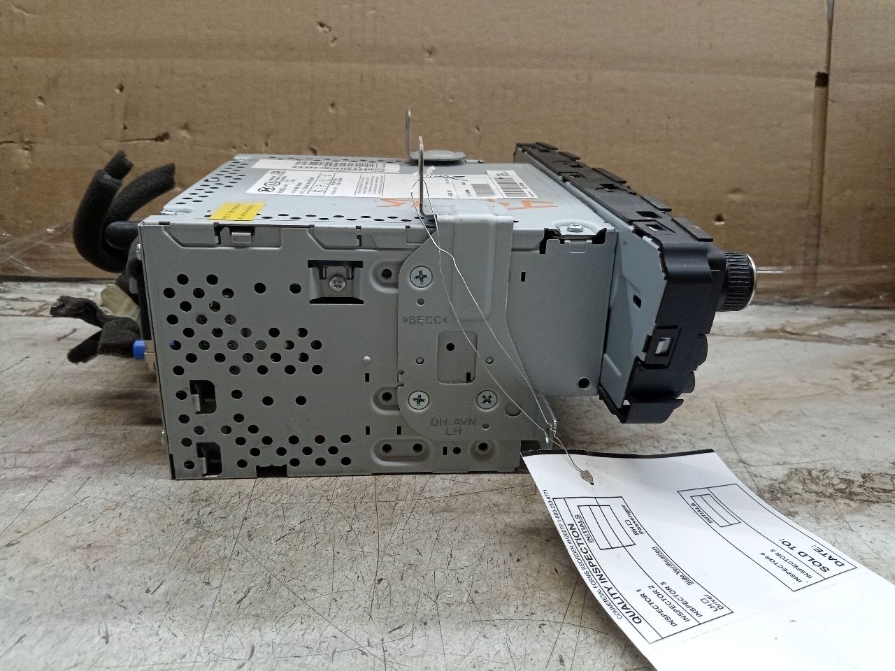 2015 HYUNDAI GENESIS 6cyl Gasoline 3.8 Radio Audio - 248115 — photo 6