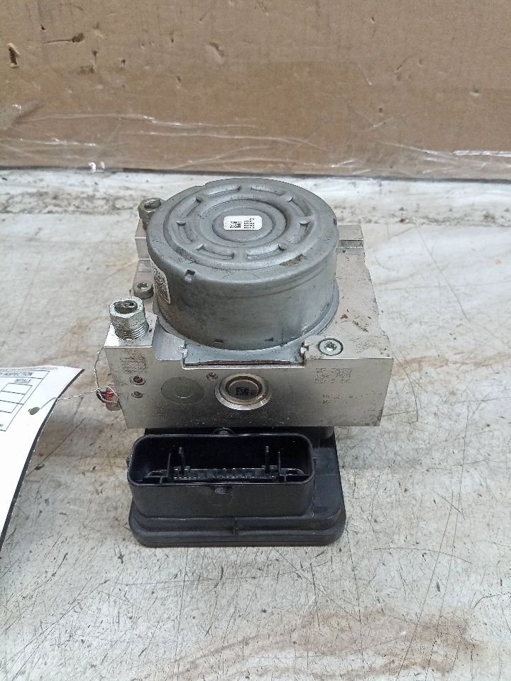 2017 HONDA PILOT 6cyl Gasoline 3.5 Anti-lock Brake Pts - 248224 — photo 1