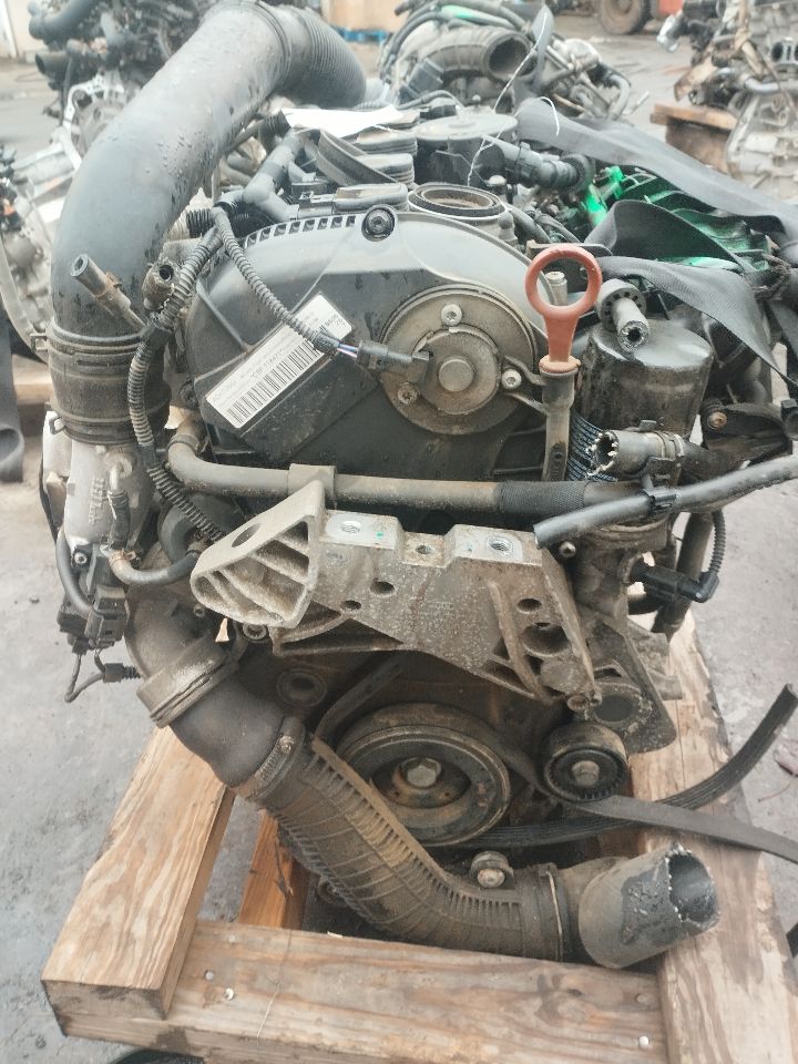 2012 AUDI A3 4cyl Gasoline Turbo 2.0 ENGINE ASSEMBLY - 248232 — photo 4