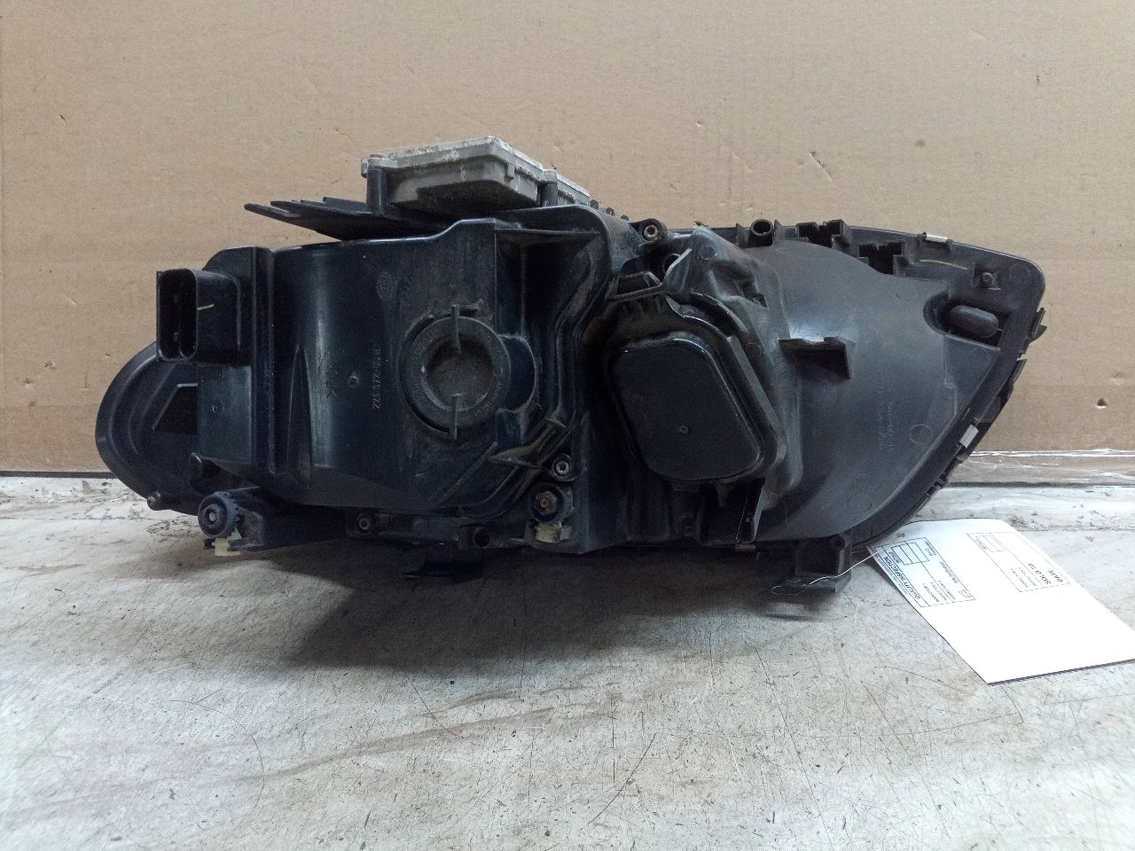 2005 BMW X5 6cyl Gasoline 3.0 Right HEADLAMP ASSEMBLY - 249223 — photo 4