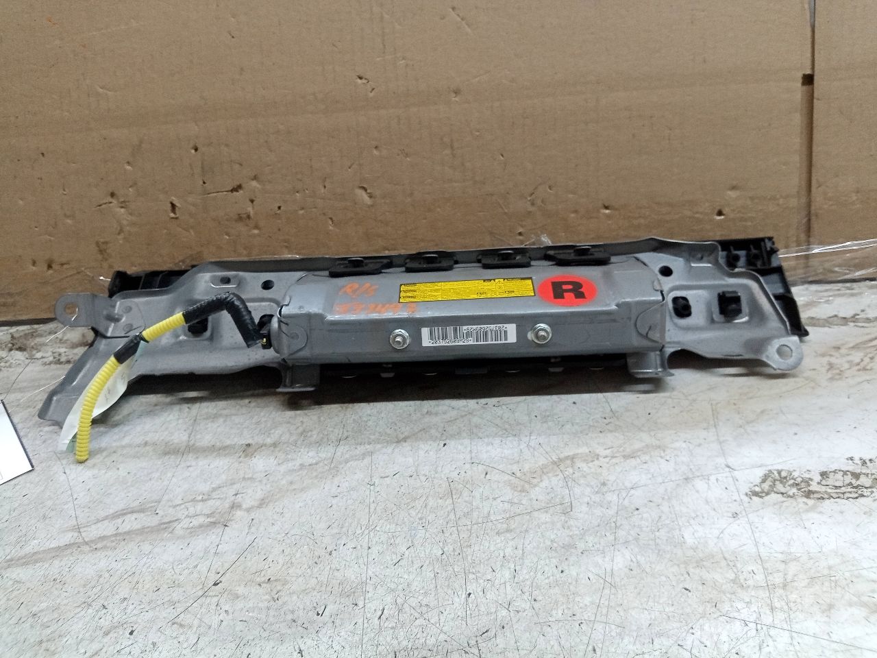 2010 LEXUS IS250 6cyl Gasoline 2.5 Right AIR BAG - 249260 — photo 4