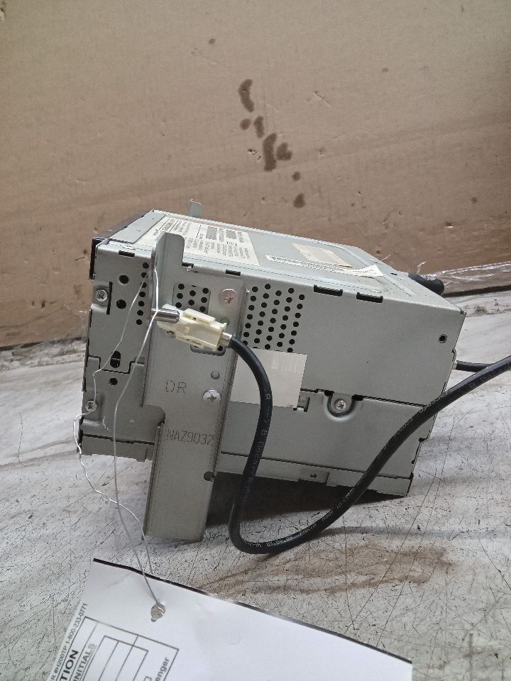 2010 FORD FUSION 4cyl Gasoline 2.5 Radio Audio - 249373 — photo 3