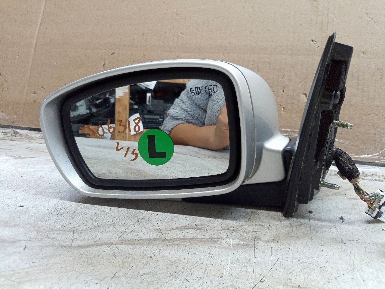2009 HYUNDAI GENESIS Left SIDE VIEW MIRROR - 250185 — photo 1