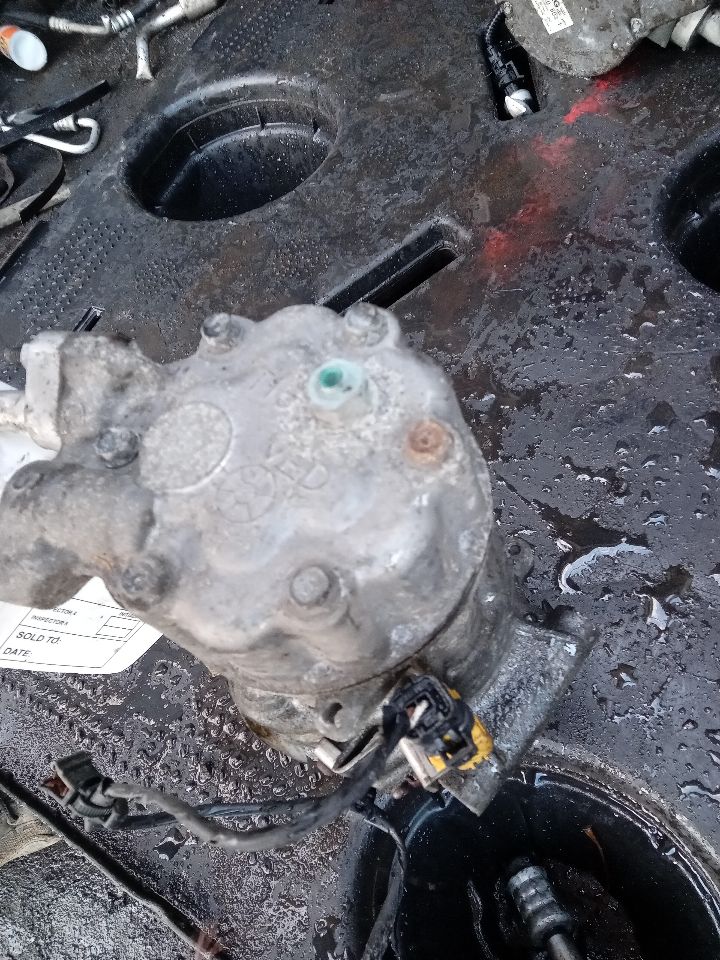 2013 MINI COOPER CLUBMAN 4cyl Gasoline Turbo 1.6 AC COMPRESSOR - 250277 — photo 3