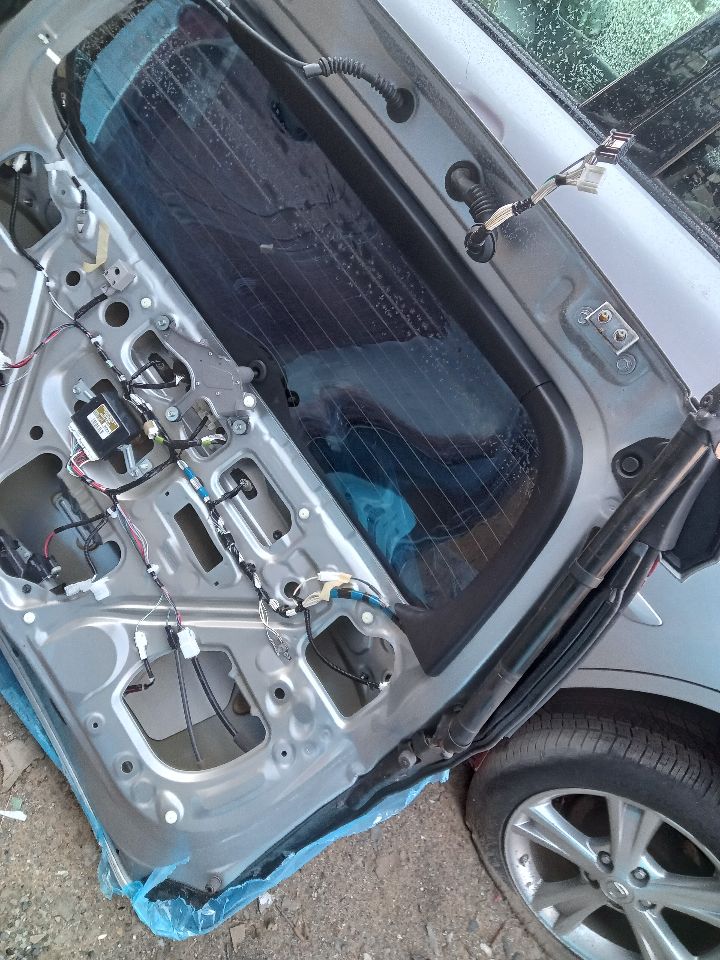 2017 TOYOTA RAV4 4cyl Gasoline 2.5 DOHC Decklid  Tailgate - 250288 — photo 4