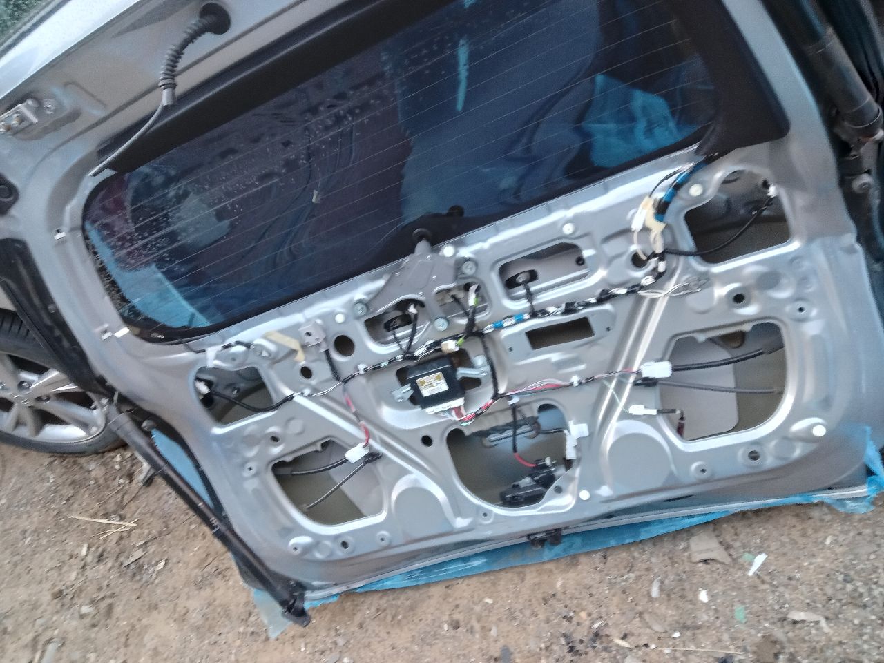 2017 TOYOTA RAV4 4cyl Gasoline 2.5 DOHC Decklid  Tailgate - 250288 — photo 5