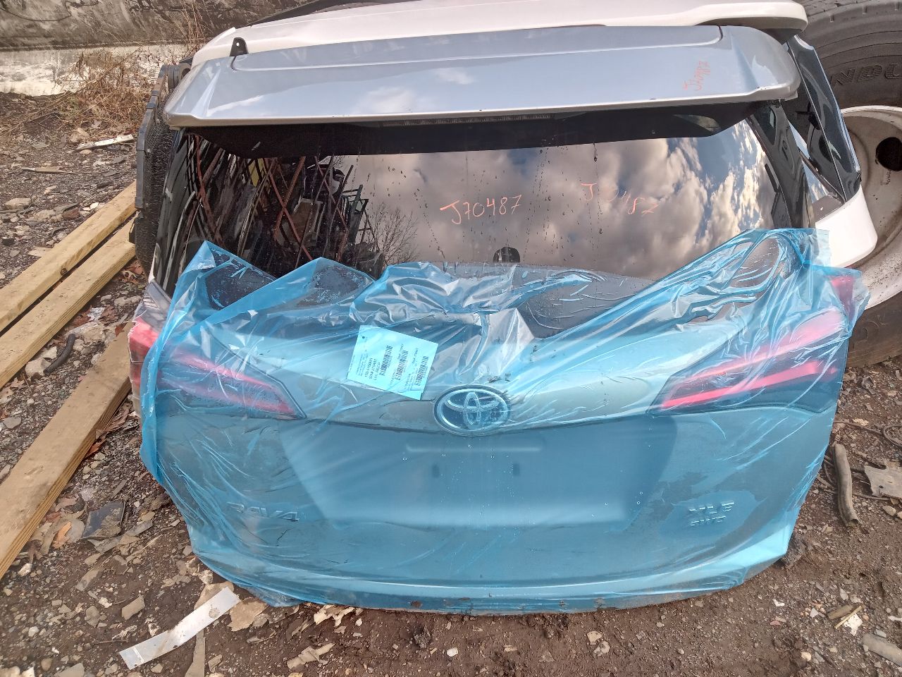 2017 TOYOTA RAV4 4cyl Gasoline 2.5 DOHC Decklid  Tailgate - 250288 — photo 7
