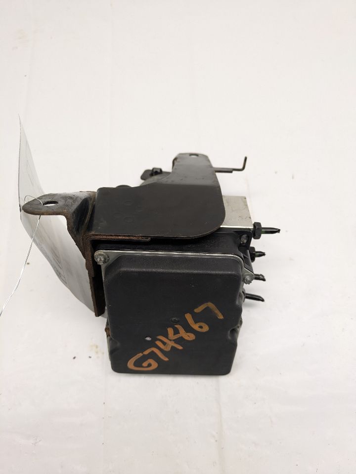2013 HYUNDAI SONATA 4cyl Gasoline 2.4 PZEV Anti-lock Brake Pts - 250374 — photo 1