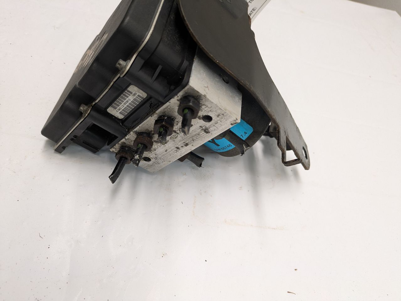 2013 HYUNDAI SONATA 4cyl Gasoline 2.4 PZEV Anti-lock Brake Pts - 250374 — photo 2