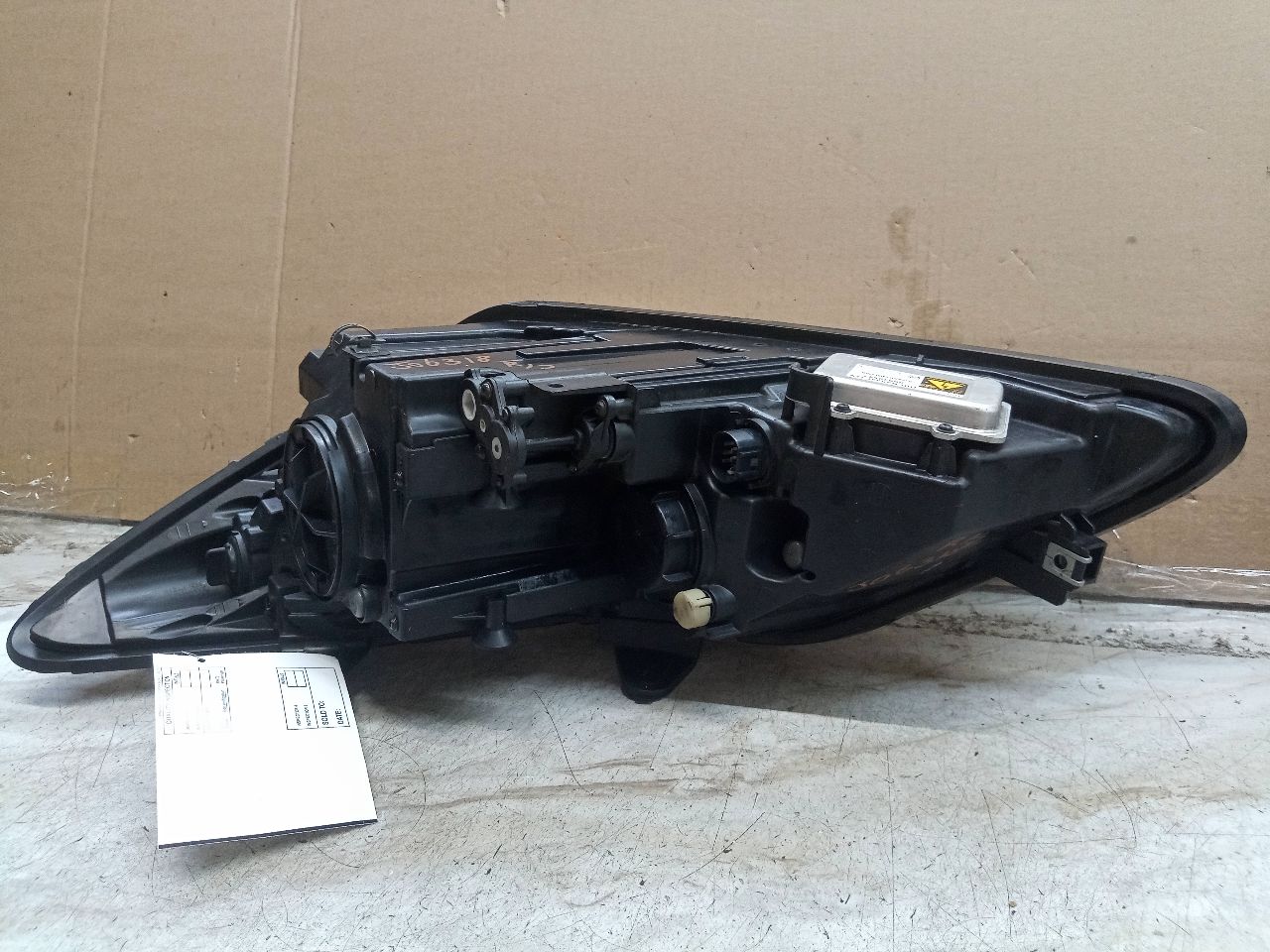 2010 HYUNDAI GENESIS Right HEADLAMP ASSEMBLY - 250505 — photo 4