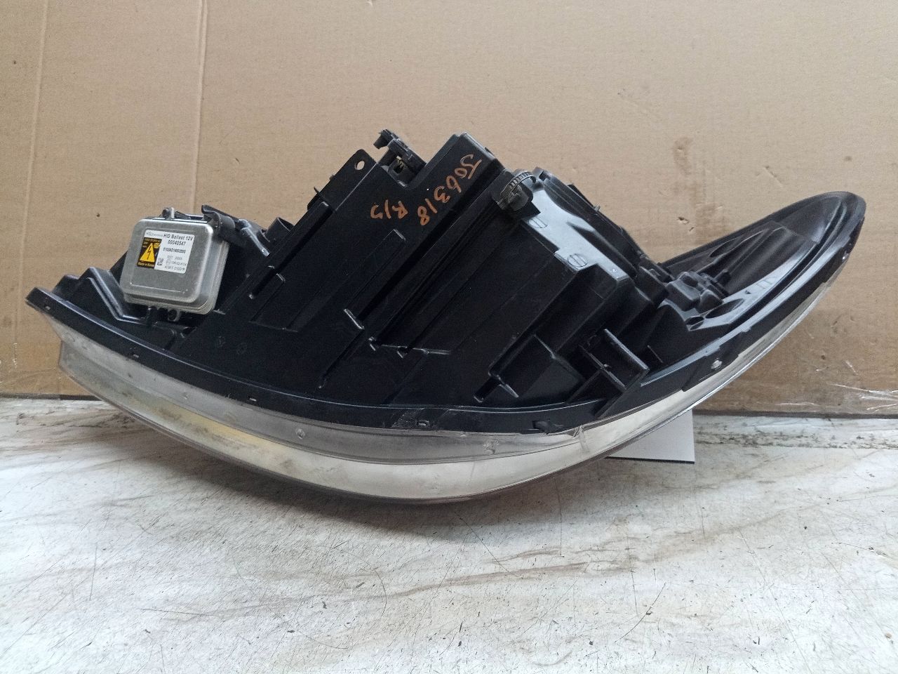 2010 HYUNDAI GENESIS Right HEADLAMP ASSEMBLY - 250505 — photo 6