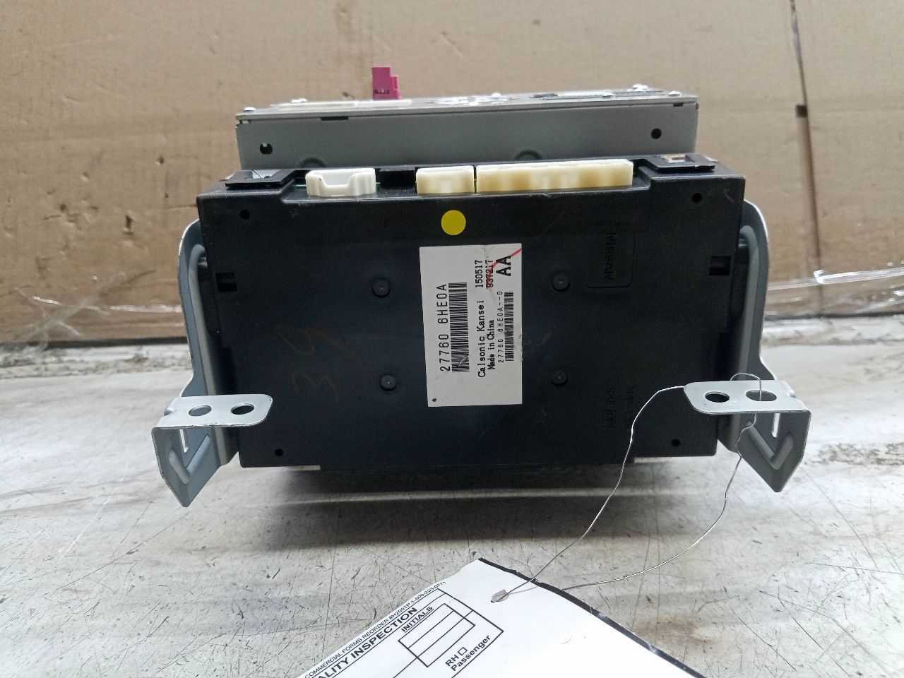 2018 INFINITI Q60 3.0L 6cyl Turbo Gasoline Radio Audio - 250684 — photo 2