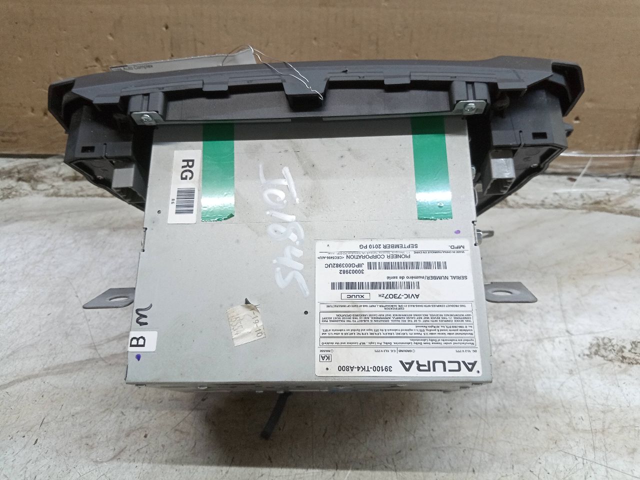2011 ACURA TL 3.7L 6cyl Gasoline VVT Radio Audio - 250763 — photo 2