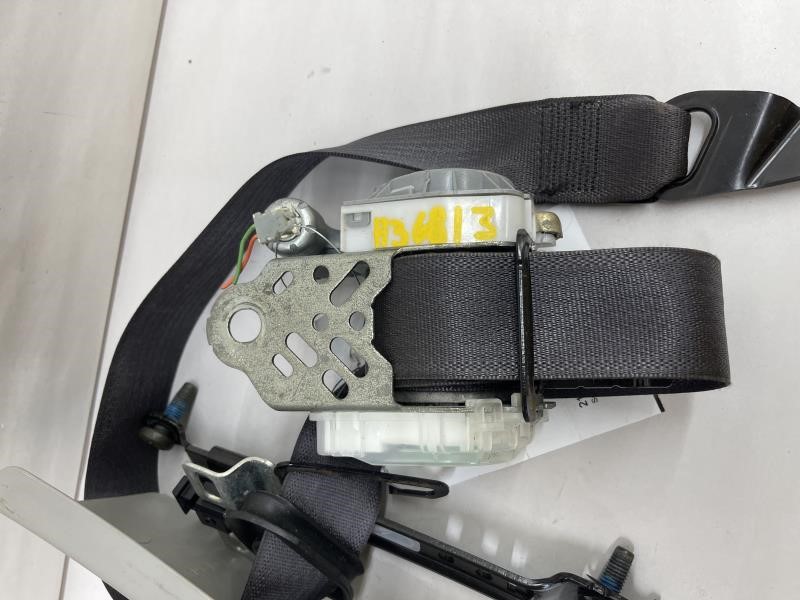 2007 GMC ACADIA Seat Belt, Front - 2508 — photo 4