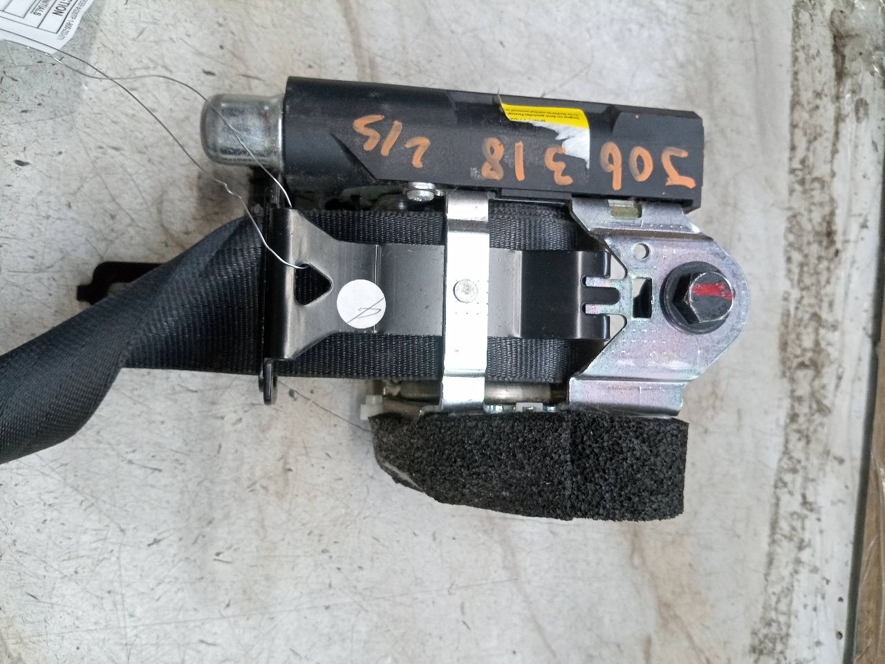 2011 HYUNDAI GENESIS Seat Belt, Front - 250806 — photo 5