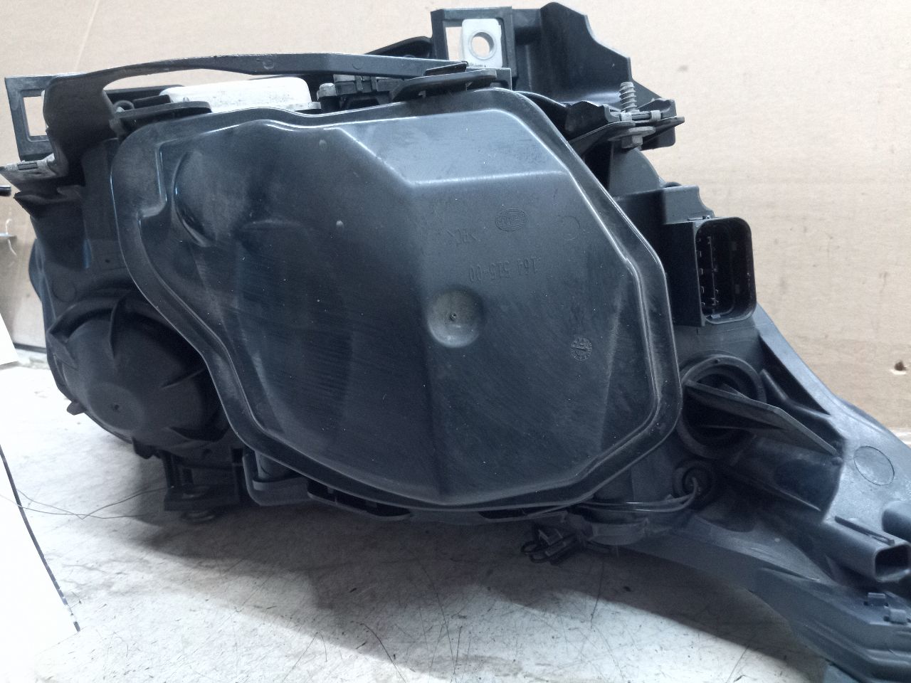 2008 BMW 535i 6cyl Gasoline Turbo 3.0 Left HEADLAMP ASSEMBLY - 251077 — photo 7