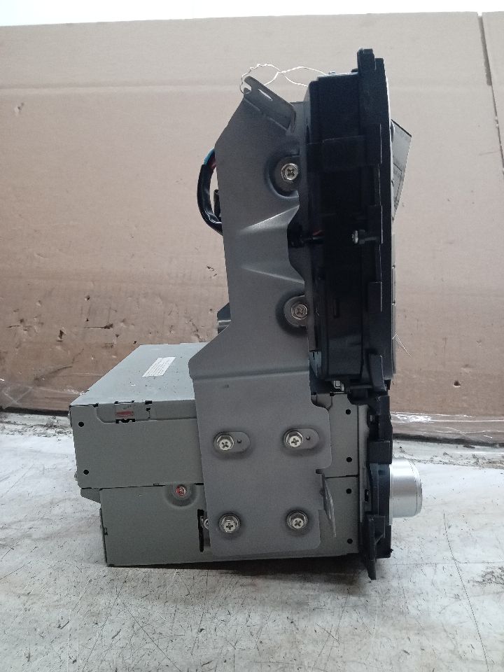 2008 ACURA TL 3.2L 6cyl Gasoline VVT Radio Audio - 251944 — photo 8