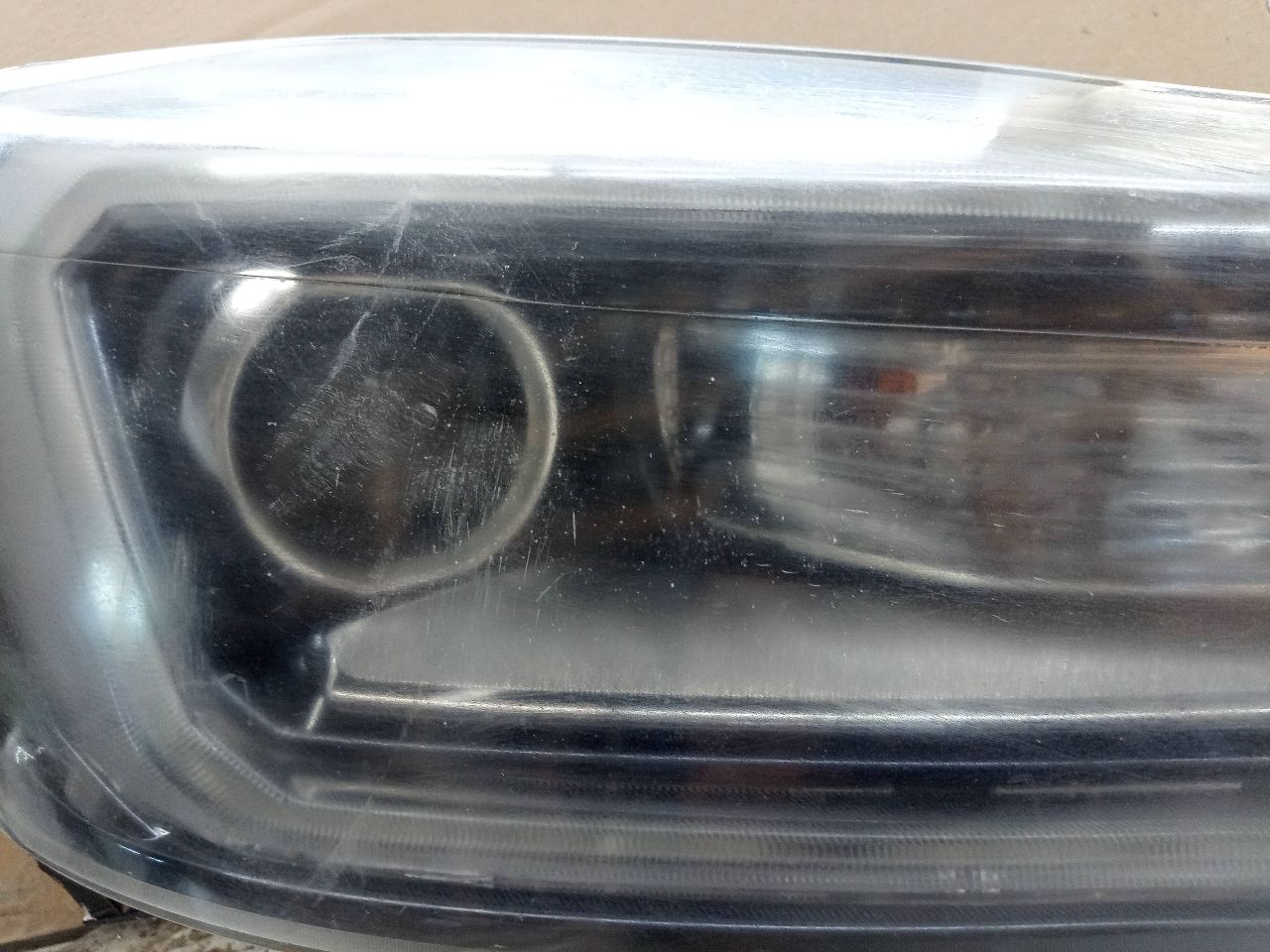 2013 GMC ACADIA 6cyl Gasoline 3.6 Right HEADLAMP ASSEMBLY - 252755 — photo 2